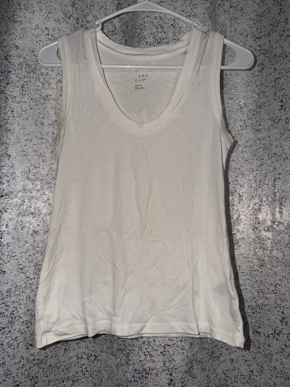 a new day Women's Cream Scoop Neck Tank